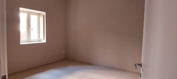 3 rooms House in Airola, Italy No. 262977 6