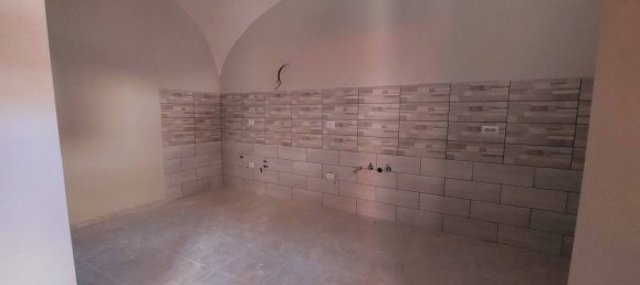 3 rooms House in Airola, Italy No. 262977 2