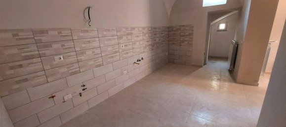 3 rooms House in Airola, Italy No. 262977 3