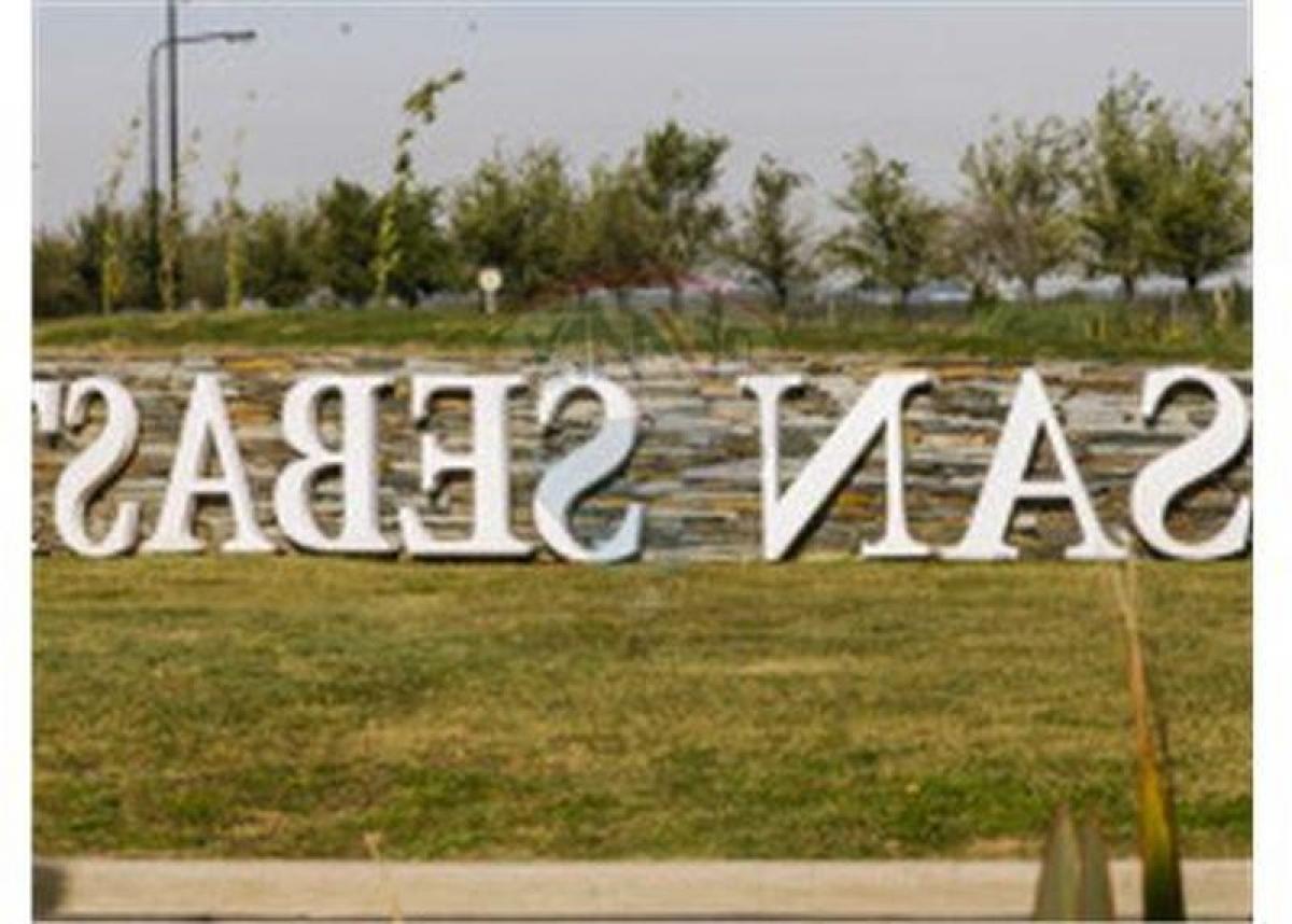  Land in Escobar, Argentina No. 112931