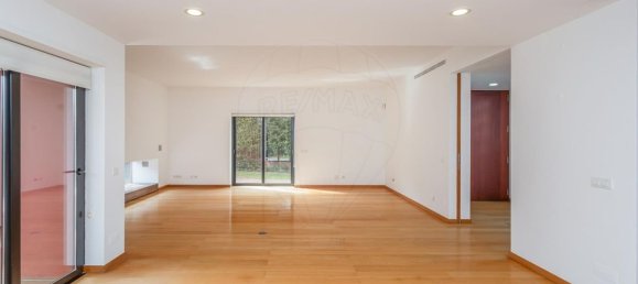 4 bedrooms Villa in Cascais, Portugal No. 46372 37