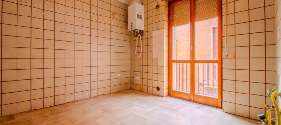 3 bedrooms Apartment in Lucera, Italy No. 320441 5