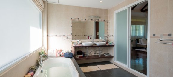 5 bedrooms Villa in Phuket, Thailand No. 5913 23