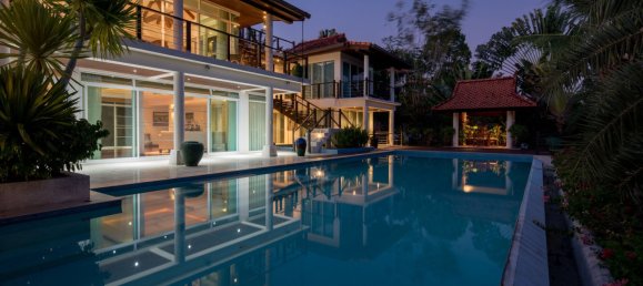 5 bedrooms Villa in Phuket, Thailand No. 5913 3
