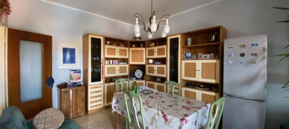 Apartamento de 4 divisões em Erba, Italy N.º 108802 6