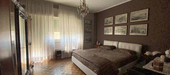 Apartamento de 4 divisões em Erba, Italy N.º 108802 11