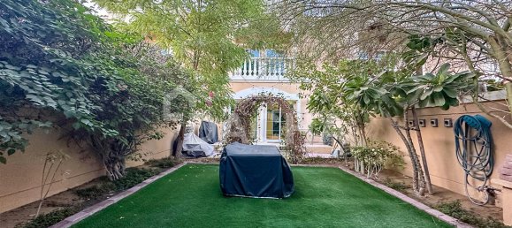 Moradia em banda T1 em Jumeirah Village Triangle, UAE N.º 27691 20