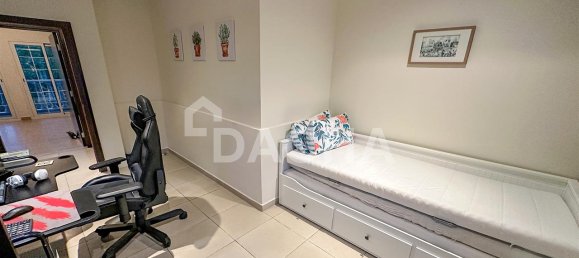 Moradia em banda T1 em Jumeirah Village Triangle, UAE N.º 27691 11