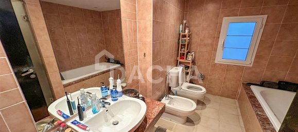 Moradia em banda T1 em Jumeirah Village Triangle, UAE N.º 27691 14