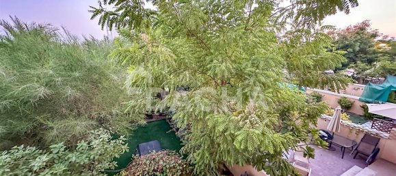 Moradia em banda T1 em Jumeirah Village Triangle, UAE N.º 27691 15