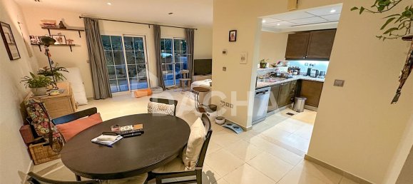 Moradia em banda T1 em Jumeirah Village Triangle, UAE N.º 27691 2