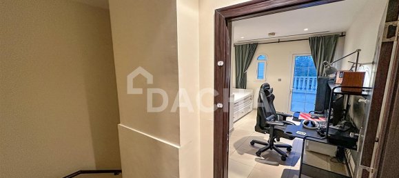 Moradia em banda T1 em Jumeirah Village Triangle, UAE N.º 27691 9