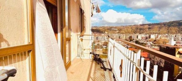 Apartamento de 3 habitaciónes en Naples, Italy No. 39399 3