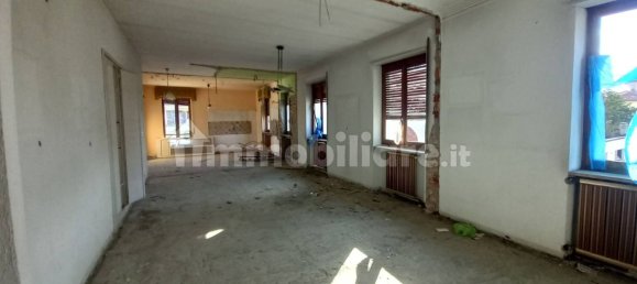 14 bedrooms House in Volpiano, Italy No. 128290 27