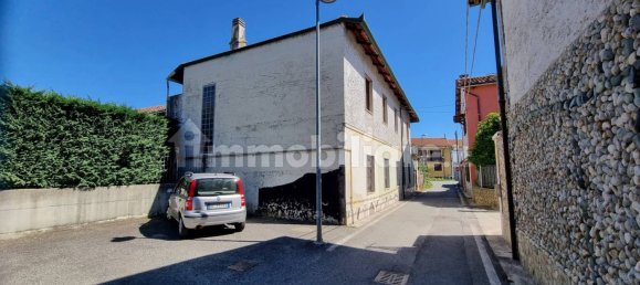 14 bedrooms House in Volpiano, Italy No. 128290 10