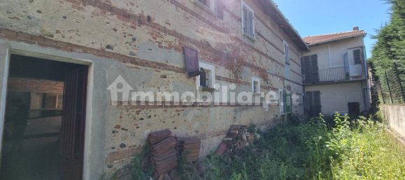 14 bedrooms House in Volpiano, Italy No. 128290 8