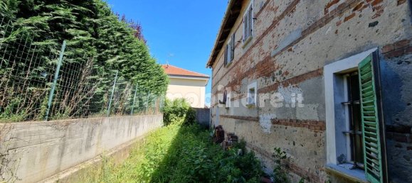 14 bedrooms House in Volpiano, Italy No. 128290 7