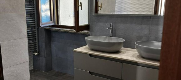 4 rooms House in Pogliano Milanese, Italy No. 110513 10