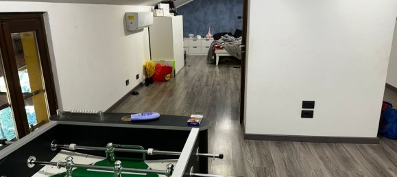 4 rooms House in Pogliano Milanese, Italy No. 110513 16