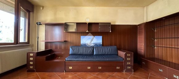 4 bedrooms Apartment in Treviso, Italy No. 381678 24