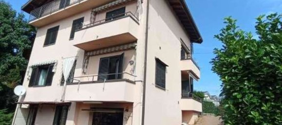3 rooms Apartment in Vertemate con Minoprio, Italy No. 6221 5