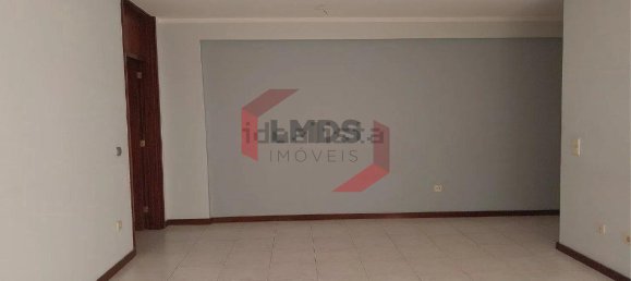 Apartamento de 3 dormitorios en Avintes, Portugal No. 70517 4