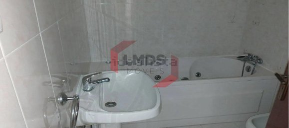 Apartamento de 3 dormitorios en Avintes, Portugal No. 70517 13