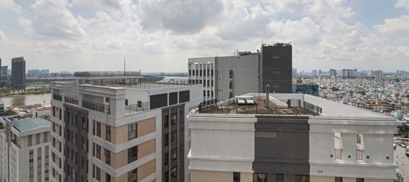 3 bedrooms Apartment in District 4, Vietnam No. 17676 17