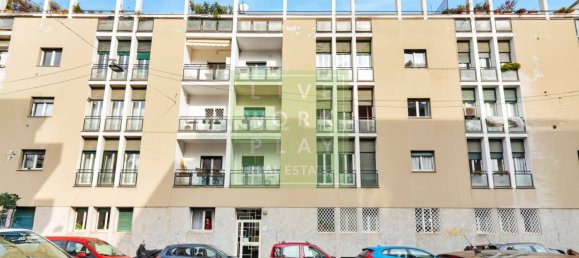 3 bedrooms Apartment in Milan, Italy No. 378418 32