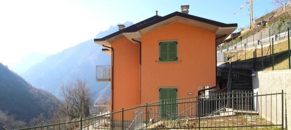 2غرفة شقة في San Pellegrino Terme, Italy رقم 79630 4