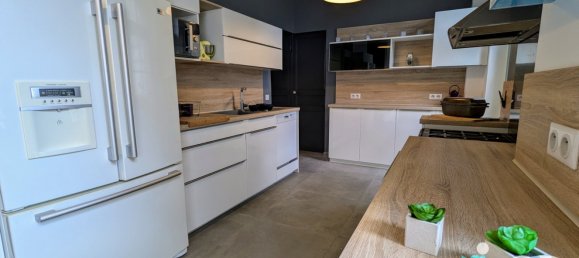 4 bedrooms House in Chateaudun, France No. 55681 3