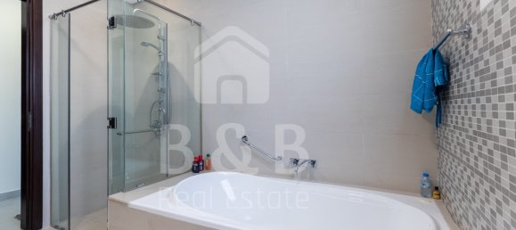 4 Schlafzimmer Villa in Mina Al Arab, UAE, Nr. 5896 8