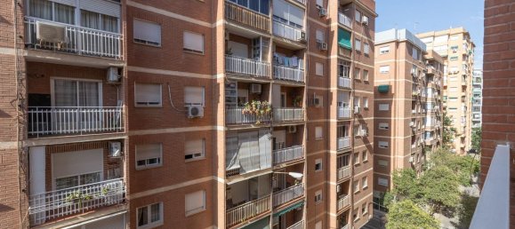 Apartamento de 3 dormitorios en Granada, Spain No. 171318 26