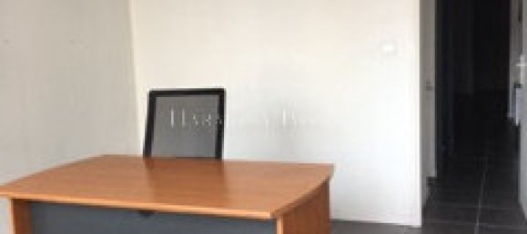 8 Schlafzimmer Gebäude in Lambersart, France, Nr. 74556 3