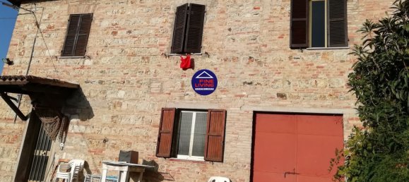 3 rooms Apartment in Urbino, Italy No. 1824 14