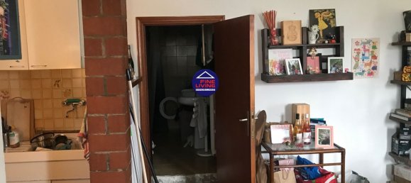 3 rooms Apartment in Urbino, Italy No. 1824 7