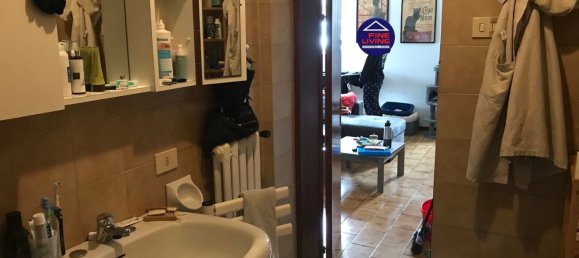 3 rooms Apartment in Urbino, Italy No. 1824 13