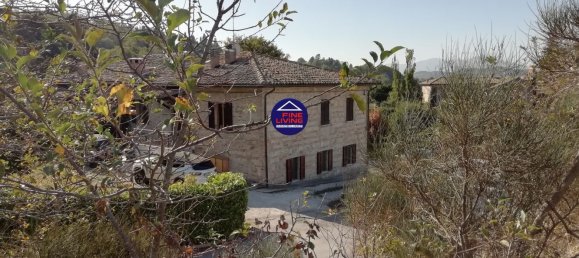 3 rooms Apartment in Urbino, Italy No. 1824 17