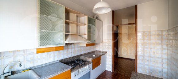 Apartamento T2 em Trezzano sul Naviglio, Italy N.º 138369 24