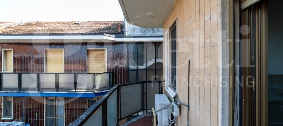 Apartamento T2 em Trezzano sul Naviglio, Italy N.º 138369 25