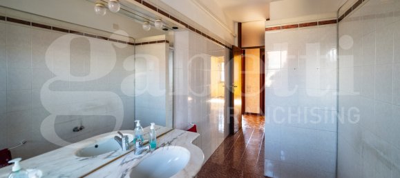 Apartamento T2 em Trezzano sul Naviglio, Italy N.º 138369 20