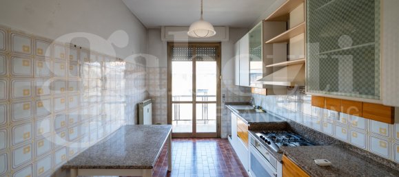 Apartamento T2 em Trezzano sul Naviglio, Italy N.º 138369 21