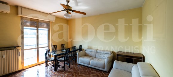 Apartamento T2 em Trezzano sul Naviglio, Italy N.º 138369 2