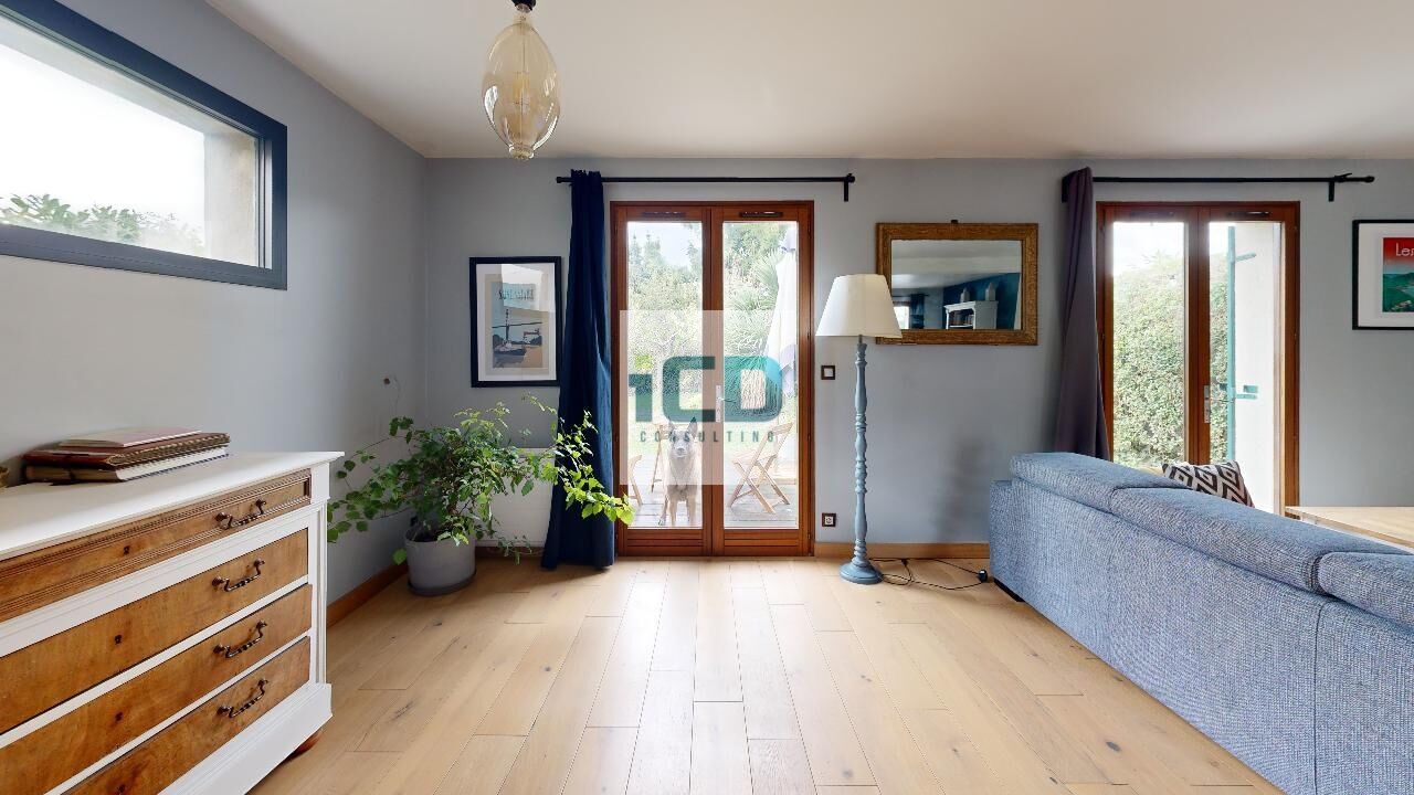 4 bedrooms House in Saint-Herblain, France No. 103648