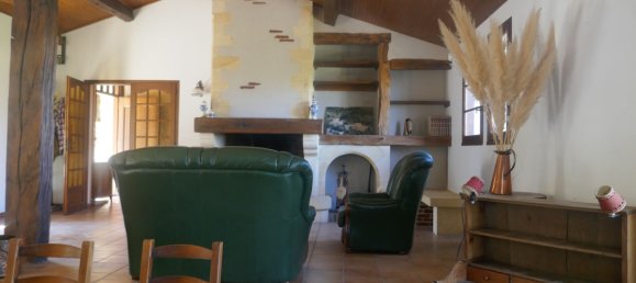 3 bedrooms House in Cahors, France No. 336132 4