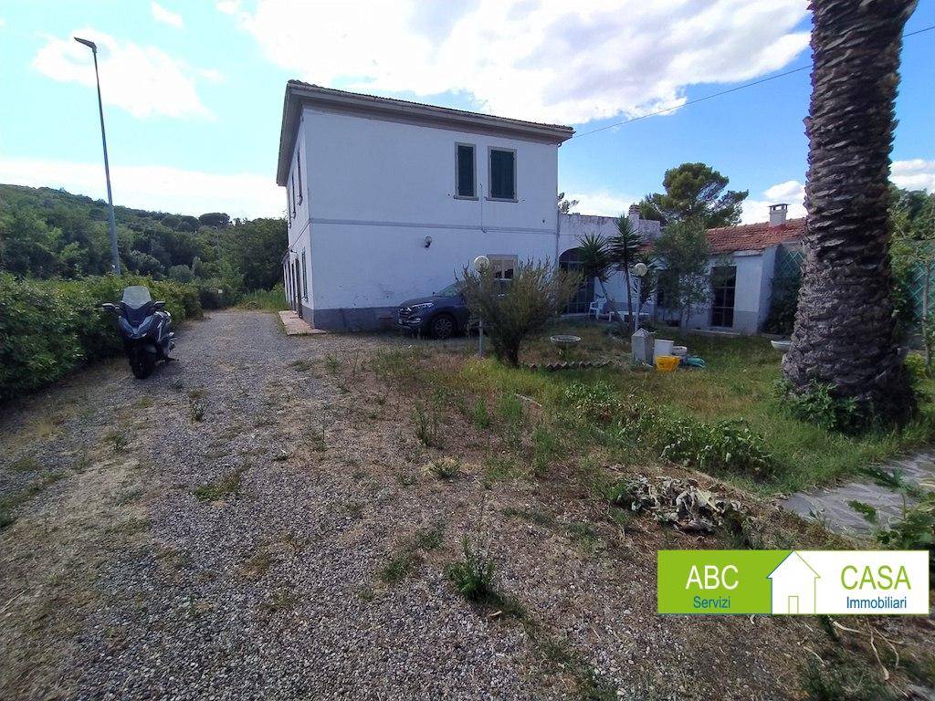 4 Schlafzimmer Villa in Rosignano Marittimo, Italy, Nr. 48406