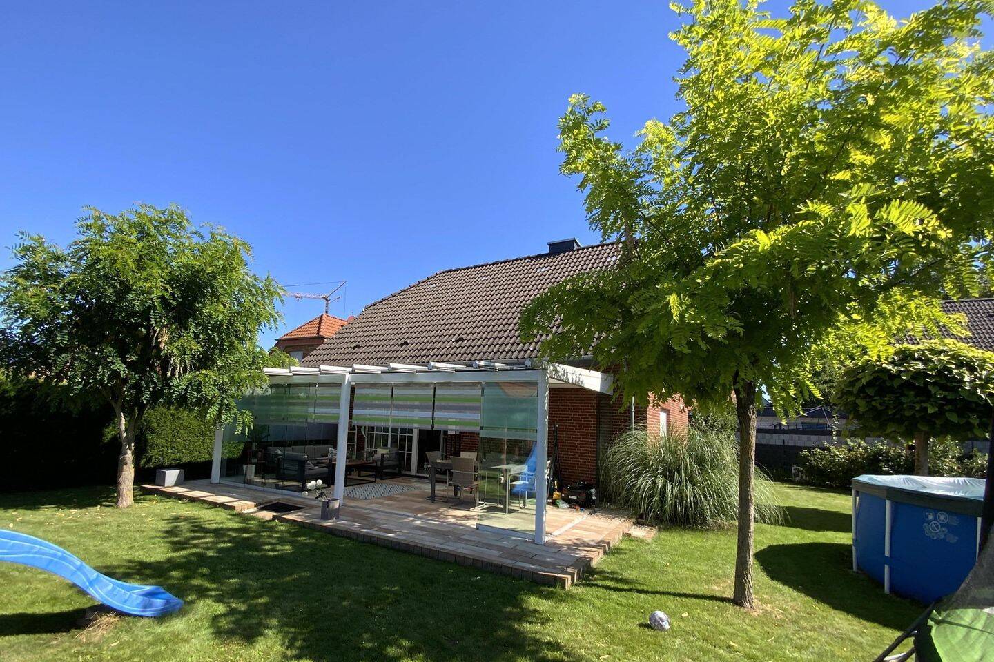 3 bedrooms House in Lippe, Germany No. 289723