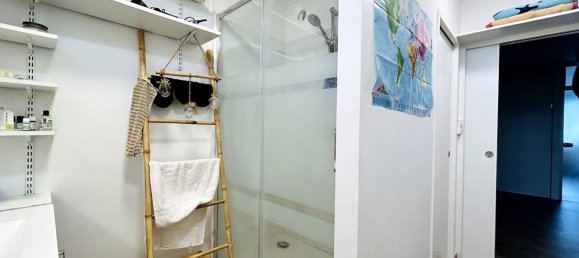 4 bedrooms Apartment in Valenciennes, France No. 68114 5