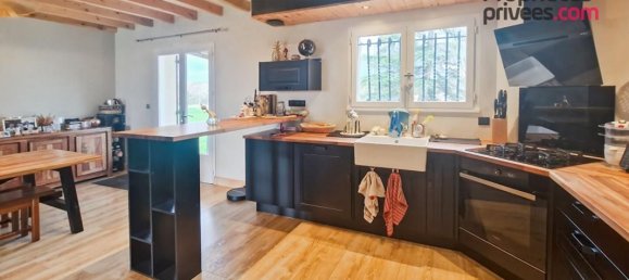 Casa de 3 dormitorios en Bazas, France No. 98798 3