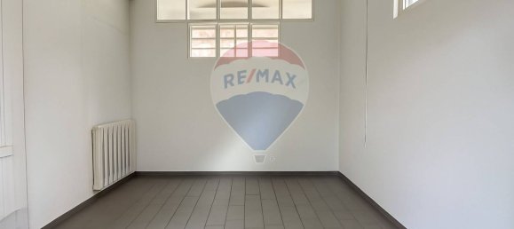 1050m² Warehouse in Varese, Italy No. 262159 13